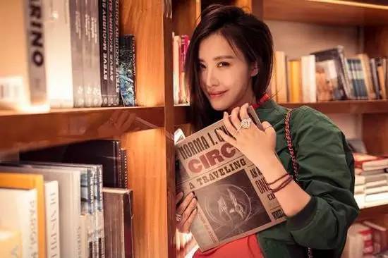 田朴珺王石是干什么,田朴珺靠谁不如靠自己