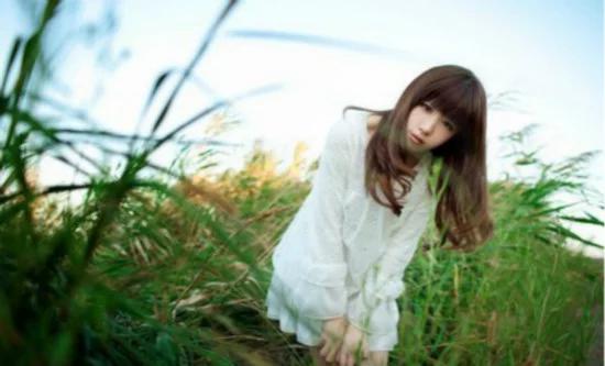 脸蛋上长痘痘的原因和解决方法,脸蛋上长痘痘是什么原因怎么办