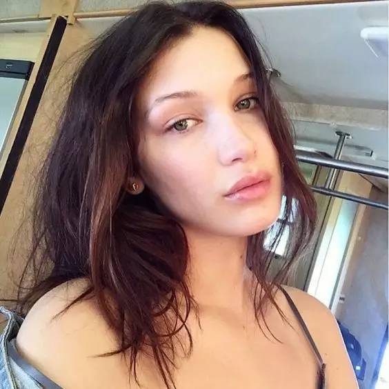 美容引起皮肤过敏怎么办,美容院干敏皮肤如何护理