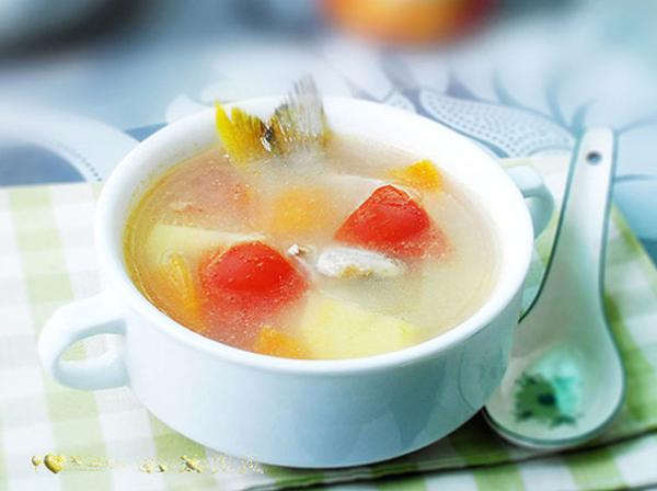 夏季预防中暑的十大食疗方法,夏季如何预防中暑和急救措施