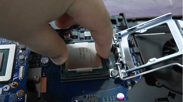 diy笔记本电脑教程,笔记本自己动手升级cpu和内存