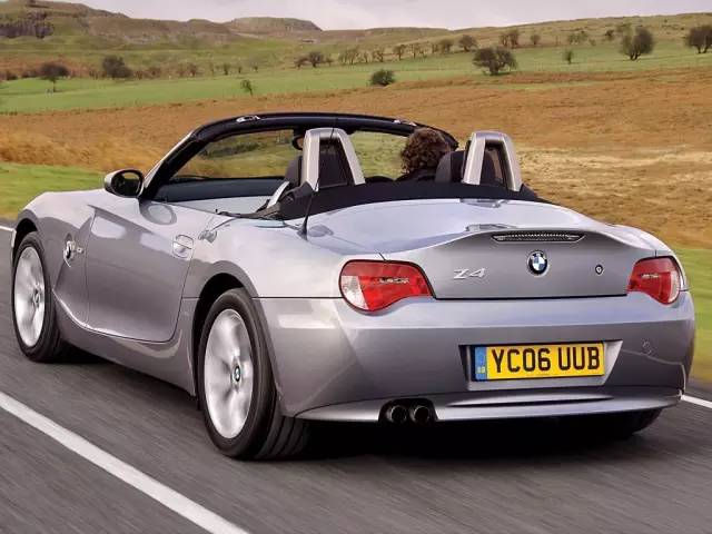 旁友，别摸我!!!（扒一扒宝马历史上的44款经典车型|下篇）