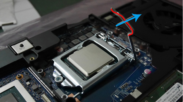 炫龙更换cpu视频,炫龙游戏本换cpu