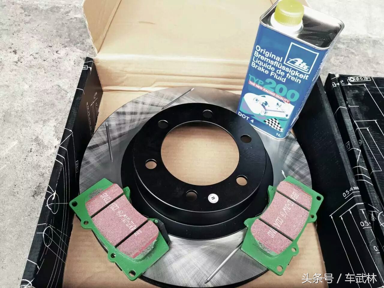 西安雷克萨斯gx400刹车升级,雷克萨斯gx400的刹车可以改进吗