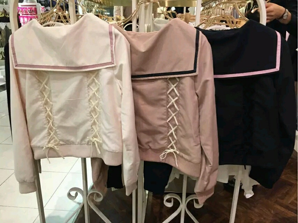 如何穿衣显高级感女生,工装裤如何穿出软妹风格