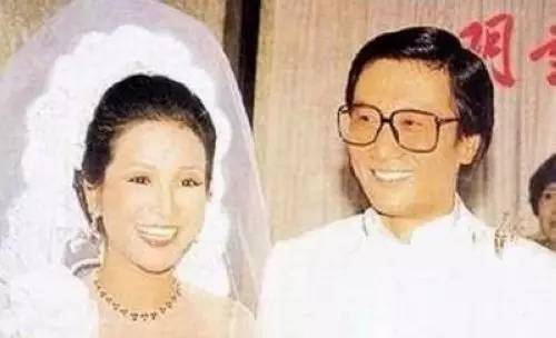 他曾风光不可一世，80岁杖朝之年抱得美人归，脾气依旧火爆