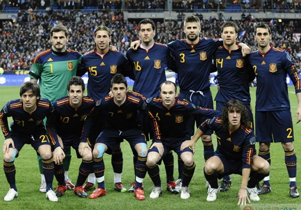 足坛8号战袍,足坛29号战袍