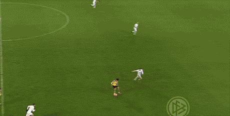 人称日本太空翼，被称亚洲最成功旅欧球员，却因女友差点迷失欧洲