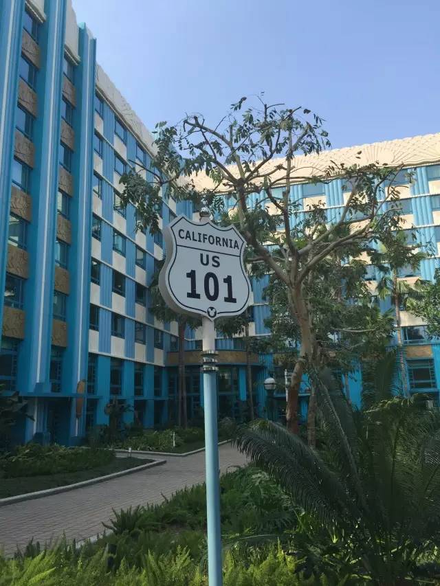 迪士尼好莱坞酒店门口有海边么,迪士尼好莱坞酒店要门票吗