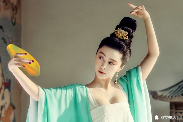 木瓜怎样吃丰胸最好,木瓜究竟能不能丰胸