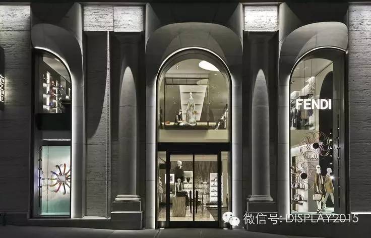 FENDI橱窗||春风十里不如你