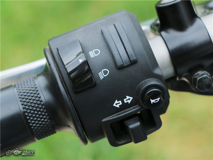 最强雅马哈150,最强雅马哈155弯梁摩托车