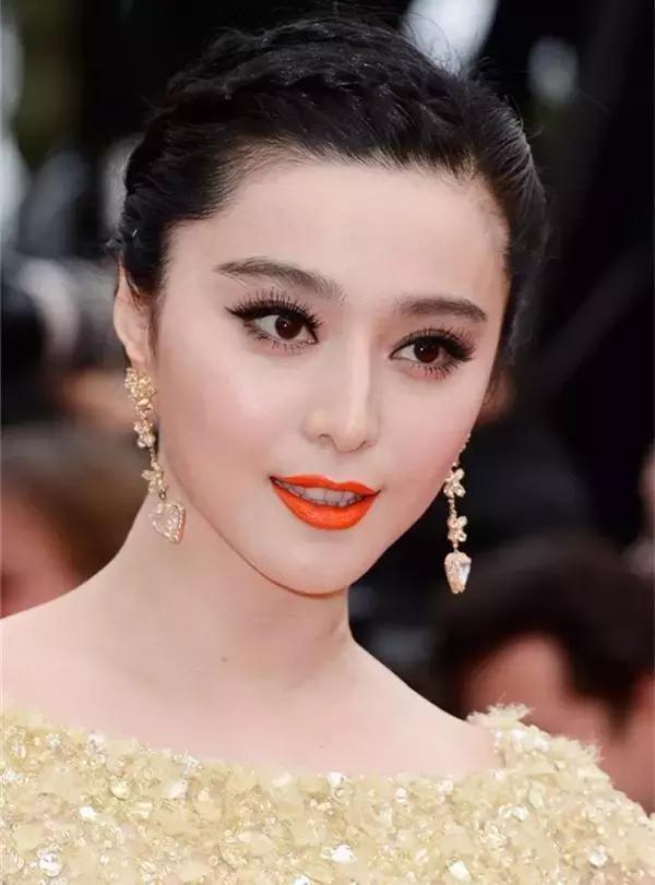 杨洋口红完整视频,杨洋色口红试色