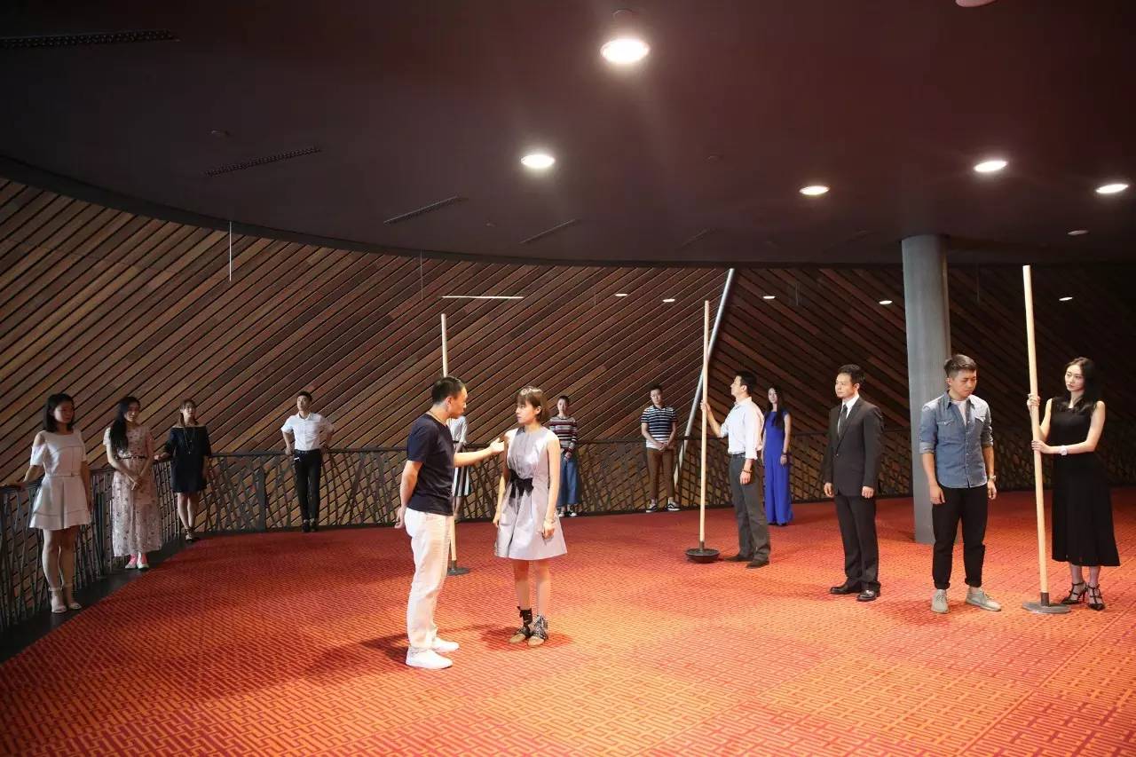 威廉莎士比亚仲夏夜之梦,莎士比亚仲夏夜之梦经典语录