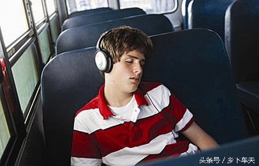 晕车用啥小妙招呢,晕车怎么办教你一招最有效