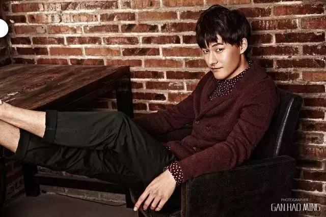 猜《余罪》傅老大是谁的男人?反正解冰是王凯背后的男人