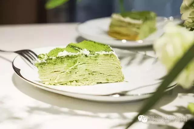 轻奢金x薄荷绿,原来你是这么一家茶饮店(文末教你刷我的卡