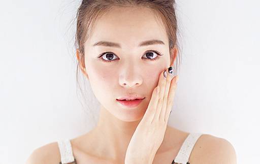 告别大花脸，教你如何三分钟内迅速补妆