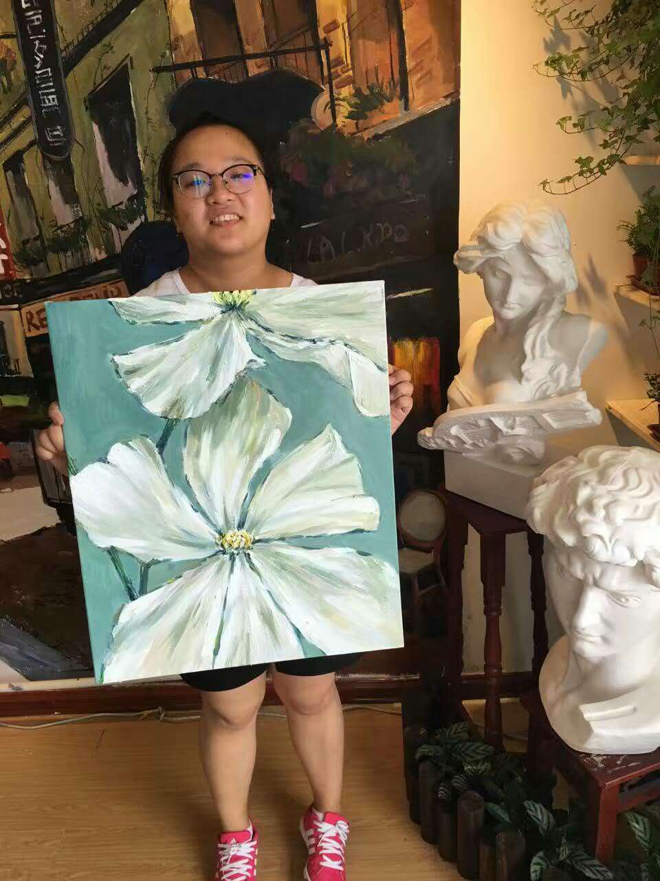 在青蓝树培养艺术“细菌”