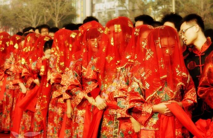 这个七夕，到织金洞来一场免费甜蜜的大型集体婚礼