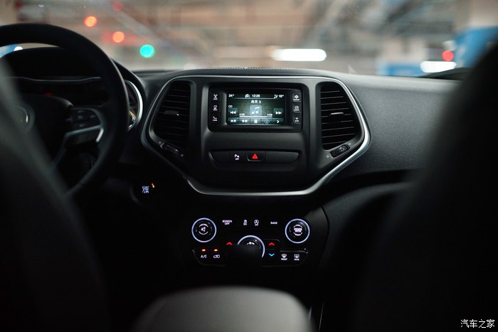 酷斯特女王再次登场：16款2.4L领先版自由光提车作业