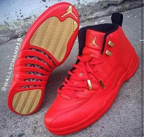 球鞋/最爱脚下那抹红，今夏潮人都得踩个它