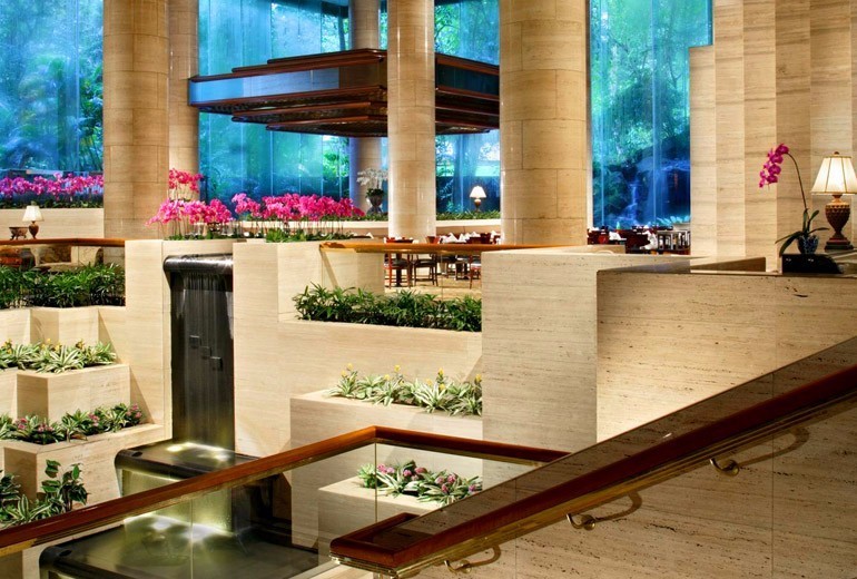 新加坡万豪福朋喜来登,福朋喜来登和艾美自助餐