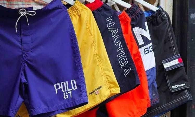 上千块的PALACE、GOSHA复古风单品,这店只需几分之一