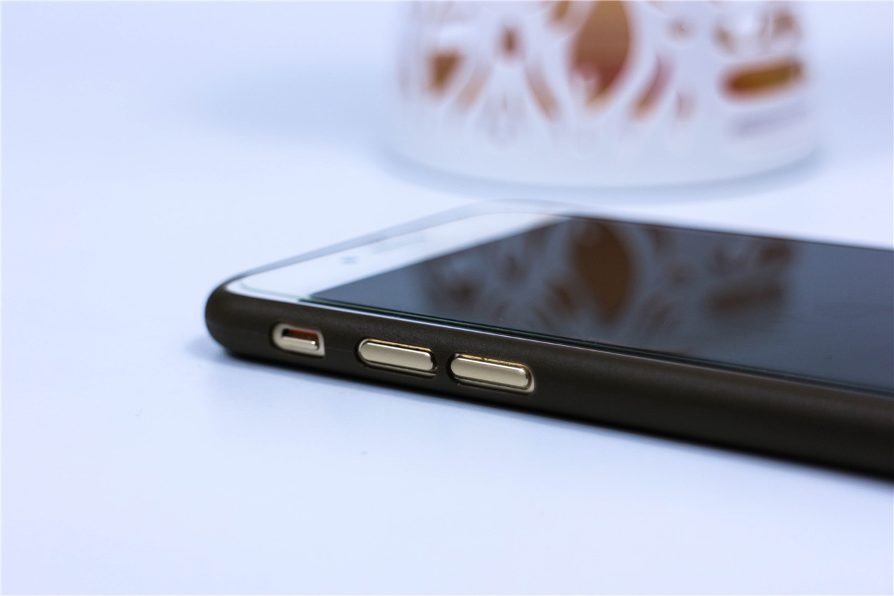 给苹果6装上6s的壳,苹果6s戴上智能壳