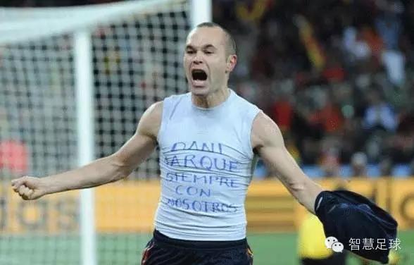 足球告别赛感动瞬间,足球十大催泪感动瞬间