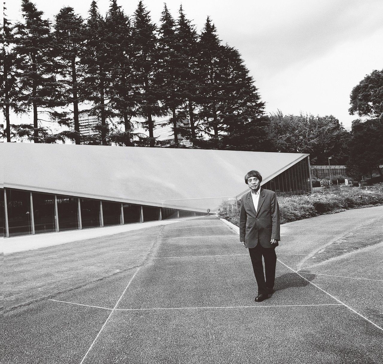 扎哈去世后事件,扎哈哈迪德逝世是什么病