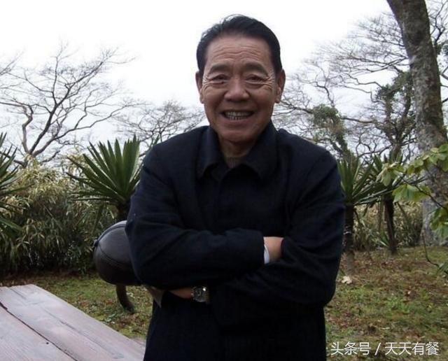 单田芳师胜杰臧天朔,师胜杰经典相声完整版刘能