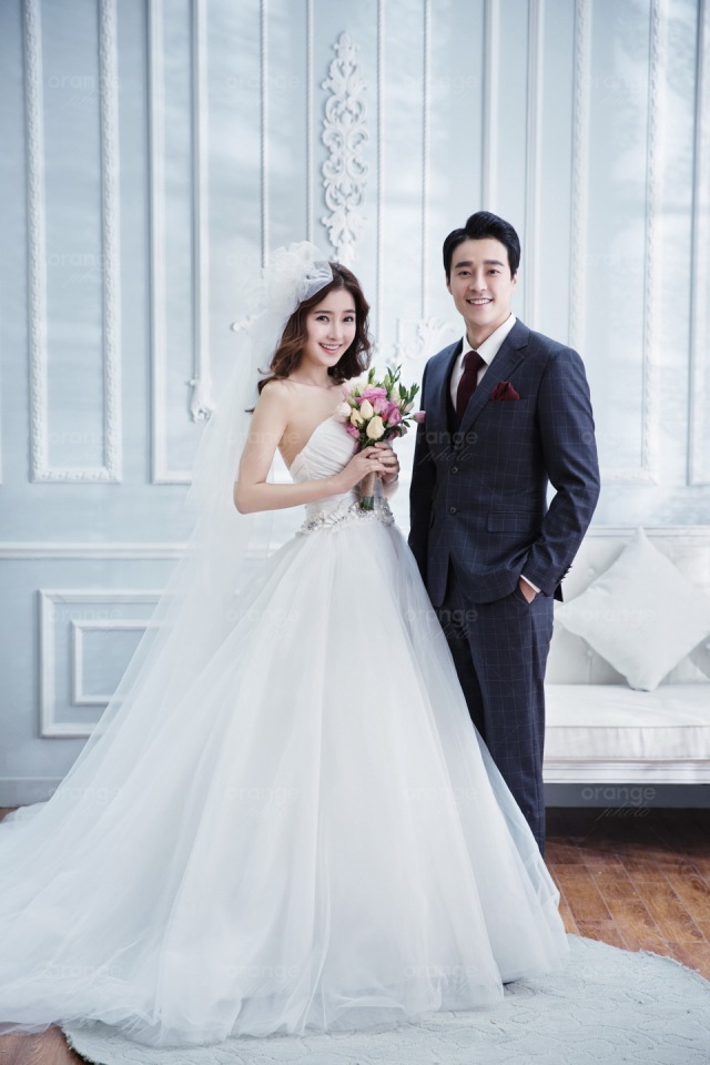 婚纱照是结婚前拍还是结婚后拍,婚纱照结婚前多久拍合适