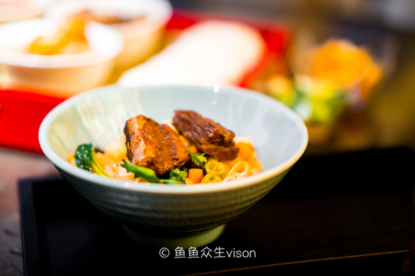 这里曾经也是繁华都市,古朴优雅充满禅意的私家园林