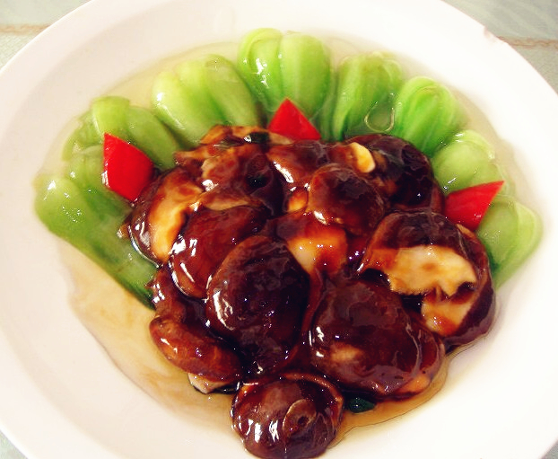 怎么勾芡才能收汁亮油,勾芡怎么亮油