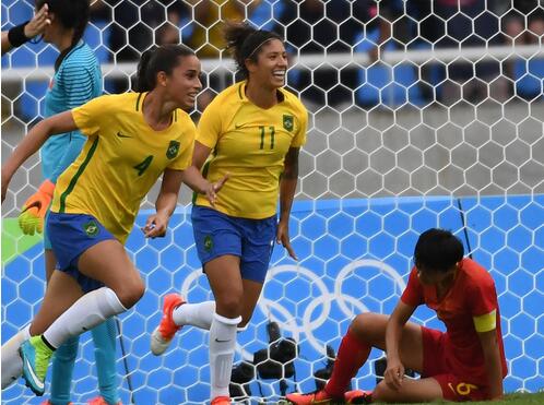 攻防两端失利,女足三场落后皆扳回