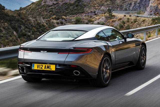 最新款阿斯顿马丁db11视频试驾,阿斯顿马丁db11volante和coupe