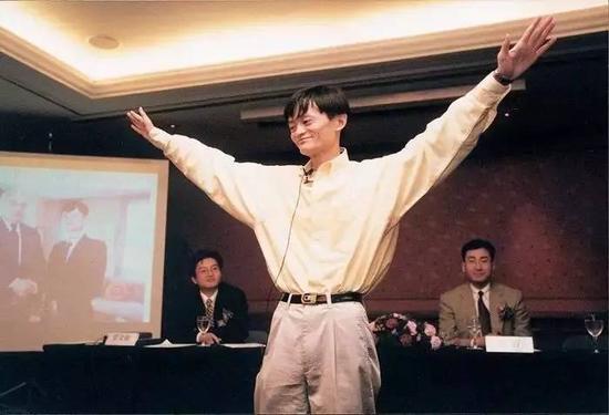 马云总部在哪里,马云去上海的总部