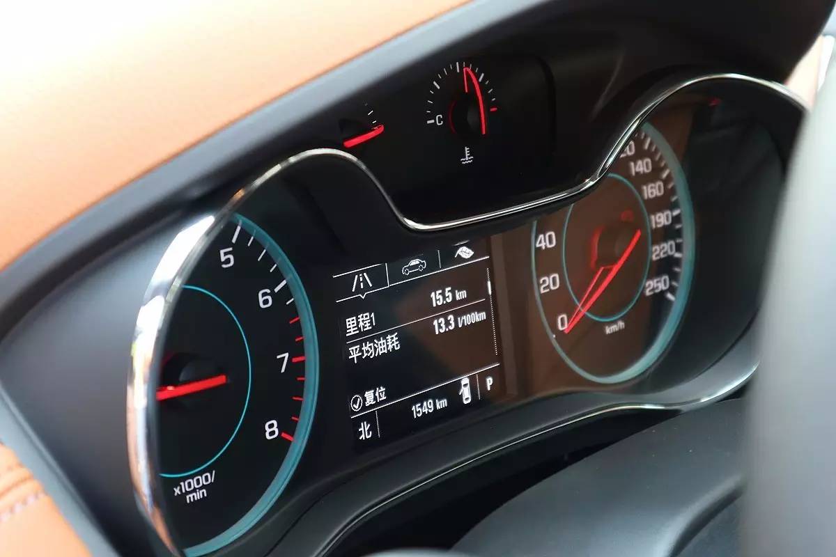 雪佛兰科鲁兹1.4t2015款试驾,2015年雪佛兰科鲁兹1.4t二手价格