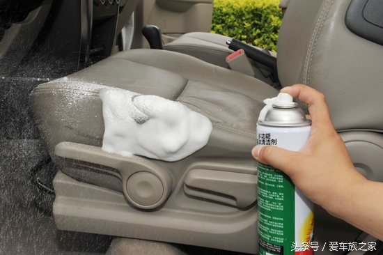 雨天忘记关窗户车子进水怎么办,雨天忘关窗进水怎么办