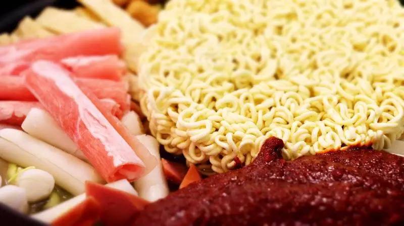 虐完临沂单身狗再虐临沂上班狗！这家店韩国料理实在太.......好吃了！