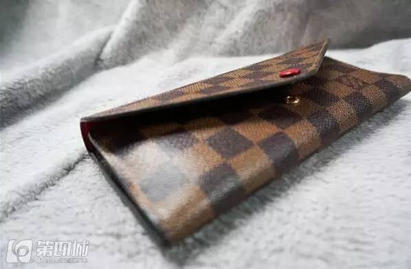 说奇葩丨买淘宝的都是low货?那你买个LV就能上天吗!