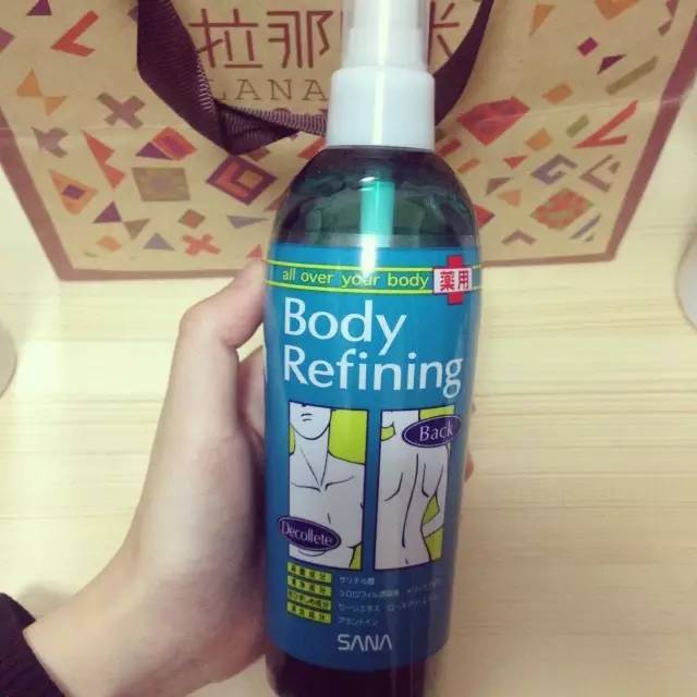 夏天出油严重爱长痘学生党,干皮长痘修护好物