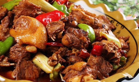 红烧老鹅加工方法,红烧老鹅要不要焯水