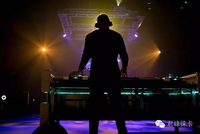 35mm镜头怎么选,摄影师为什么都喜欢35mm镜头