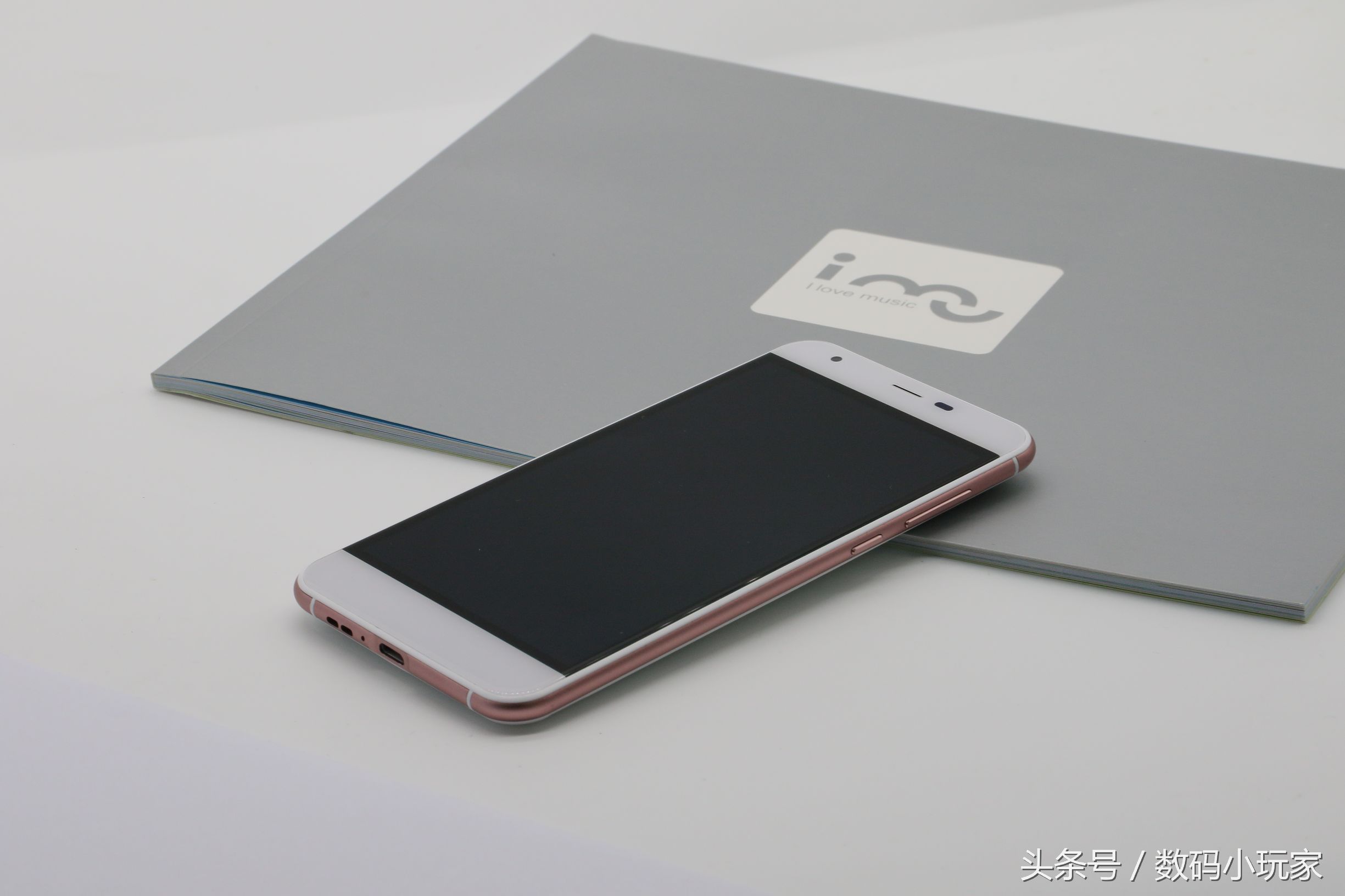 最薄地方6.9mm,如何做到7000mAh,苹果学不来果粉眼