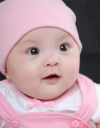 怀孕初期为何有流血现象,怀孕初期孕酮低见红了什么情况