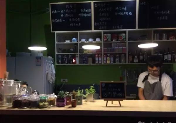 西安钟楼附近四星酒店推荐,西安钟楼附近高档饭店推荐