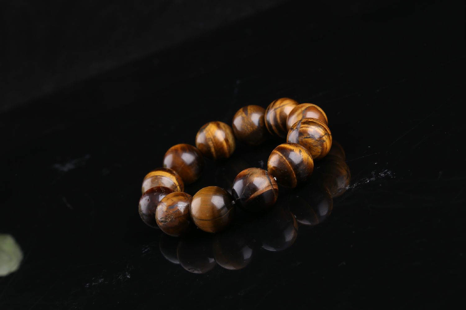 黄虎眼石真假辨别,黄虎眼如何辨别真假