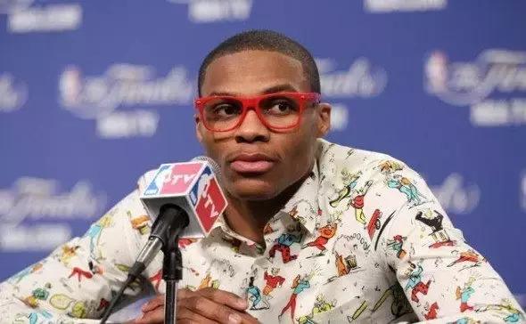 千面韦少:喜欢网购最爱数学，关于韦少你不知道的38件事